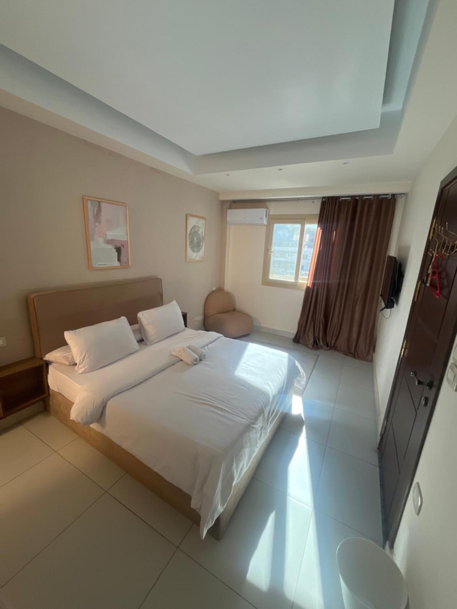 Hyat Waterfalls Hotel Alexandria
